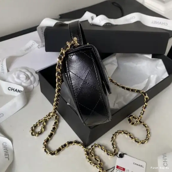 First Bag Ru WITH CHANEL CHANELUTCH CHAIN 0618